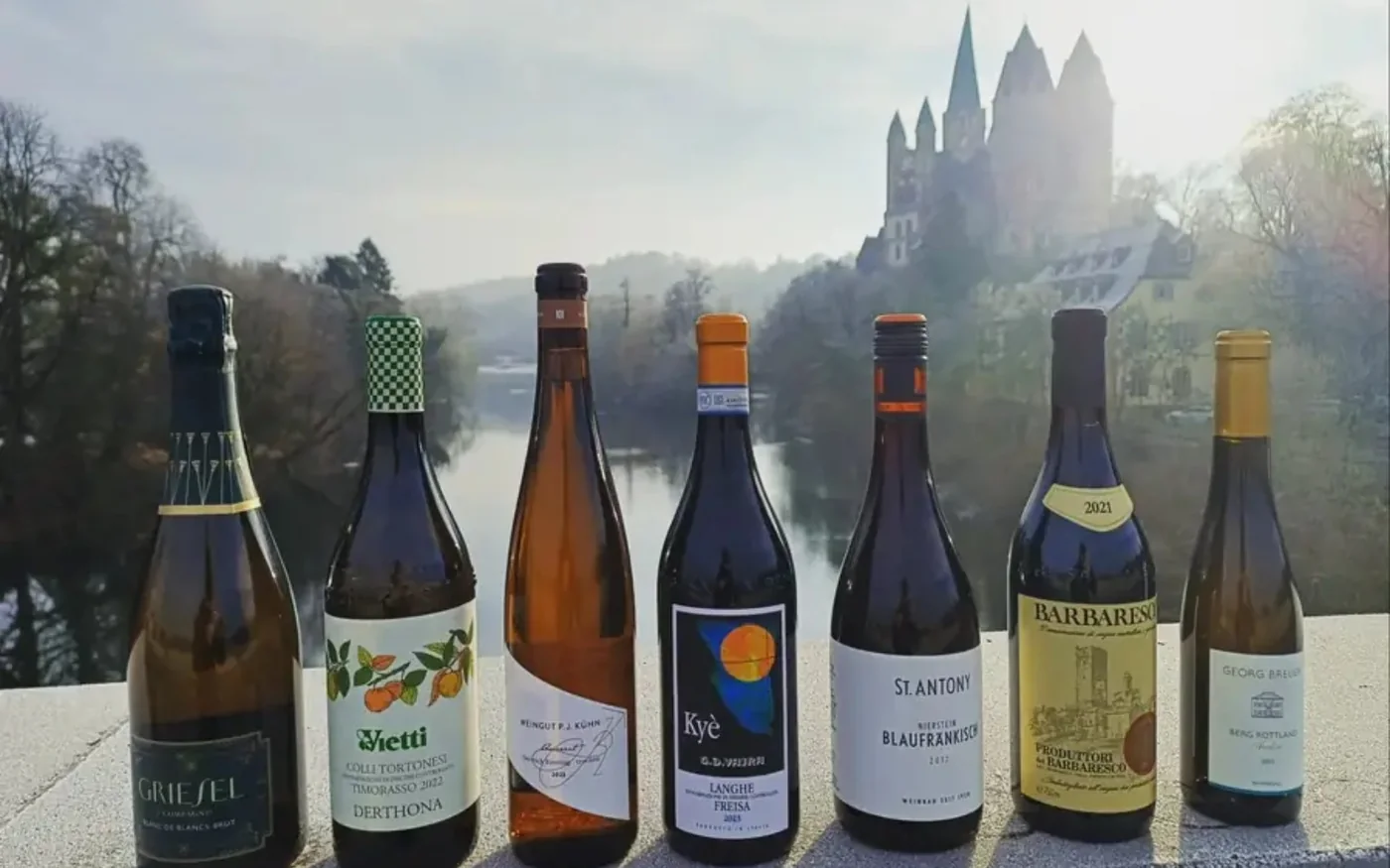 Weinprobe Limburg mit Blick auf den Limburger Dom